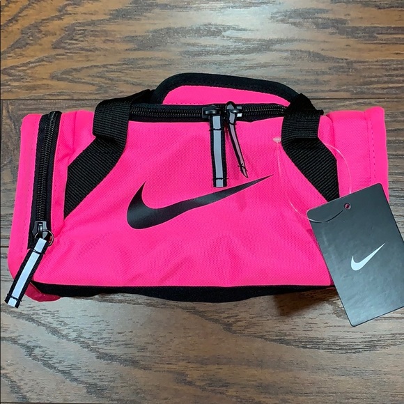 Nike Handbags - Nike Brasilia Fuel Pack